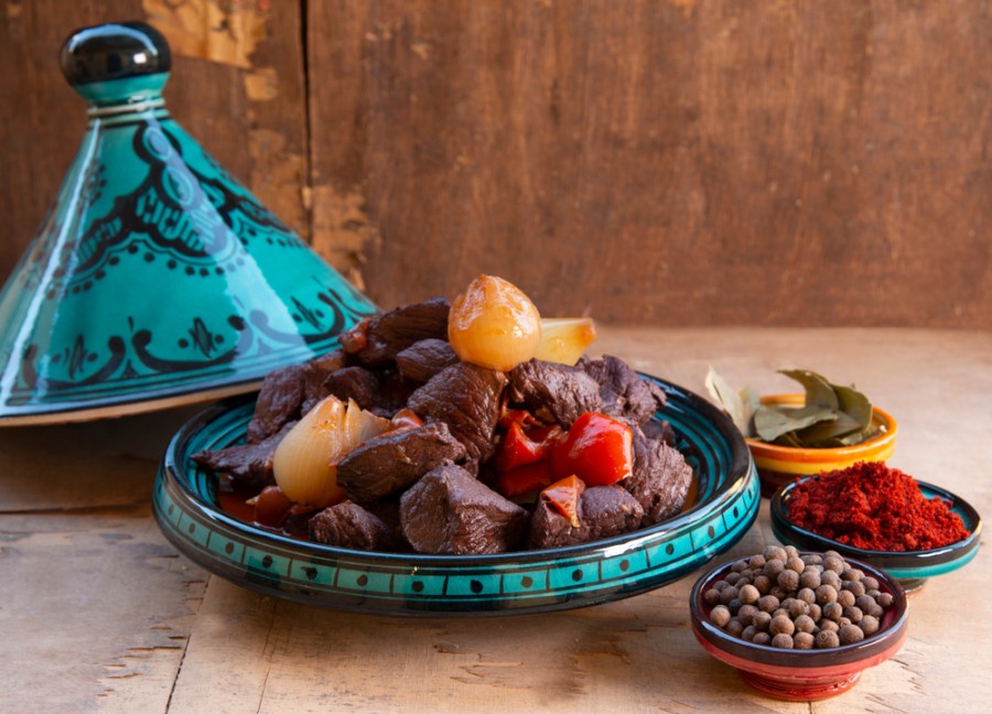 Découverte de l'origine du tajine : le plat emblématique marocain